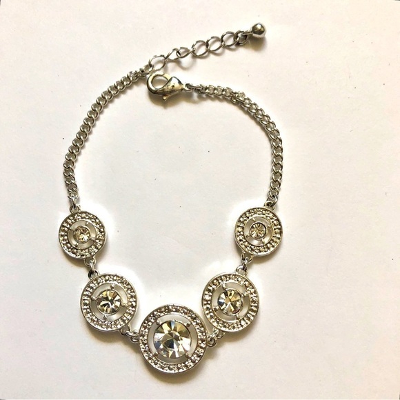 Avon Jewelry - Vintage Avon Rhinestone Rhinestone Silver Tone Bracelet Prom